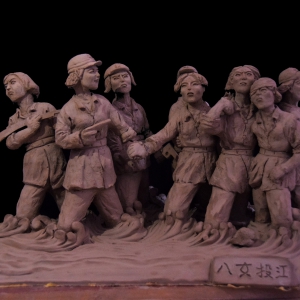 案例:八女投江